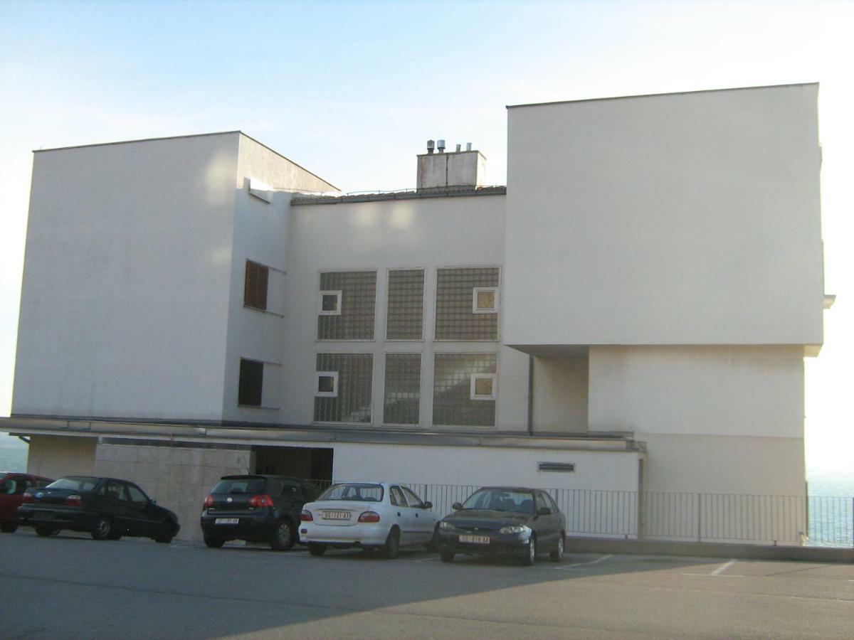 Apartment Diklic Сен Екстериор снимка